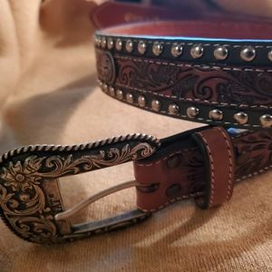 Ariat belt
